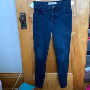 Gap skinny jeans stretch leggings, size 27